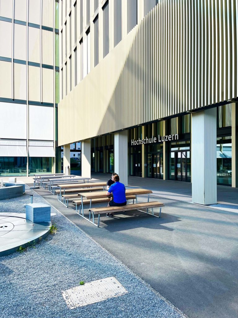 Campus Hochschule Luzern - Parkbank - Balz Holz AG in Langnau im Emmental