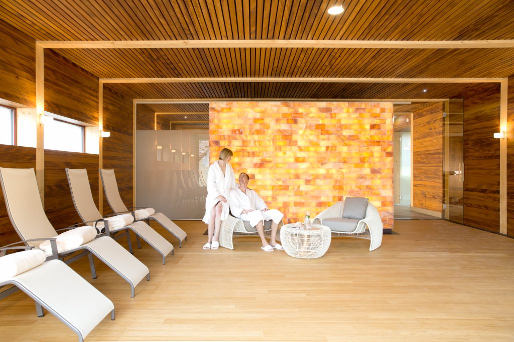 Wilerbad Sarnen Spa Lounge Thermotanne - Balz Holz AG in Langnau im Emmental